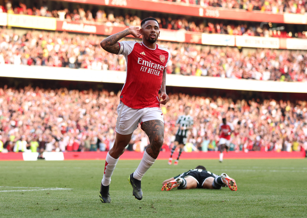  阿森纳主场完胜维拉延续争冠强劲势头