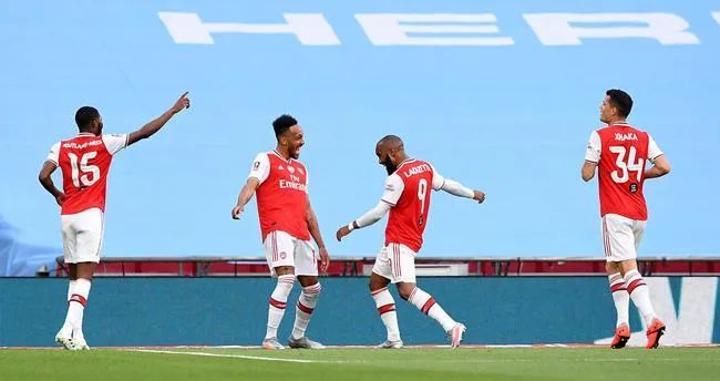  阿森纳年轻门将神勇发挥零封卫冕冠军曼城